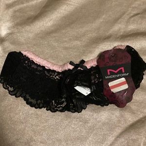 NWT Maidenform garter